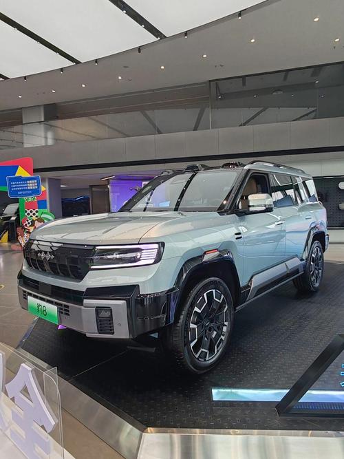 成都龙泉驿区云全南企业管理咨询比亚迪方程豹硬派越野的爆款，英菲尼迪35周年与你共成长